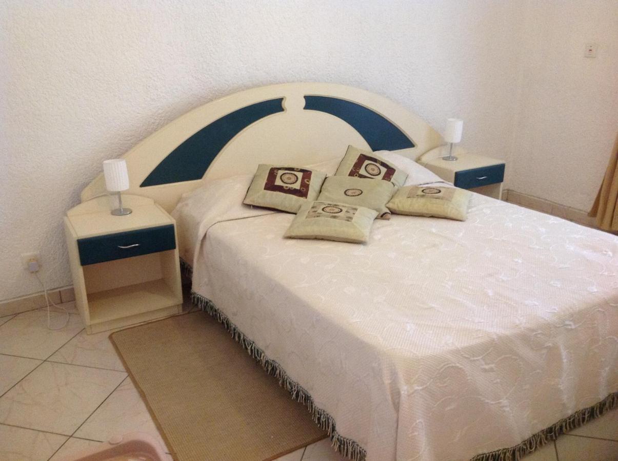 Lovely Apartment In Flic En Flac, Close To The Beach And All Amenities. Ngoại thất bức ảnh