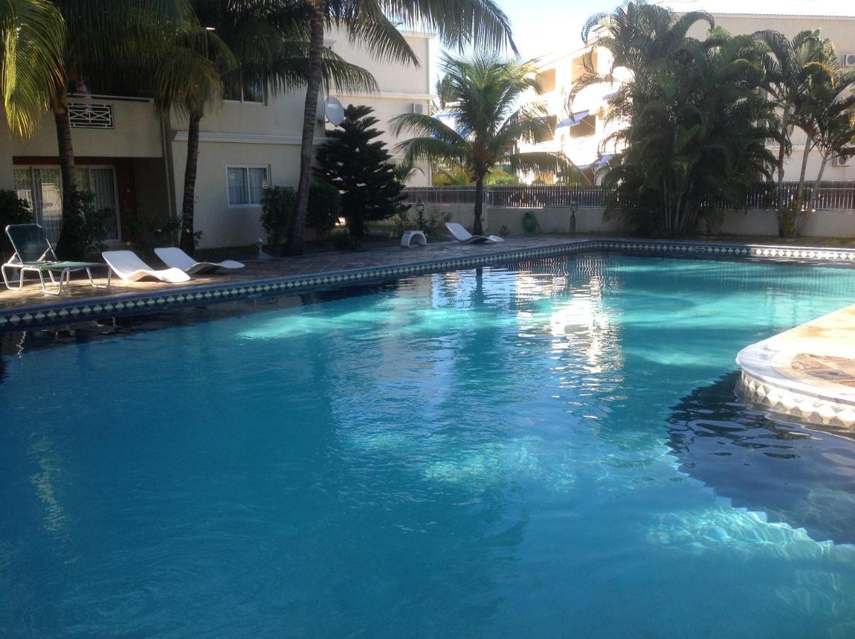 Lovely Apartment In Flic En Flac, Close To The Beach And All Amenities. Ngoại thất bức ảnh