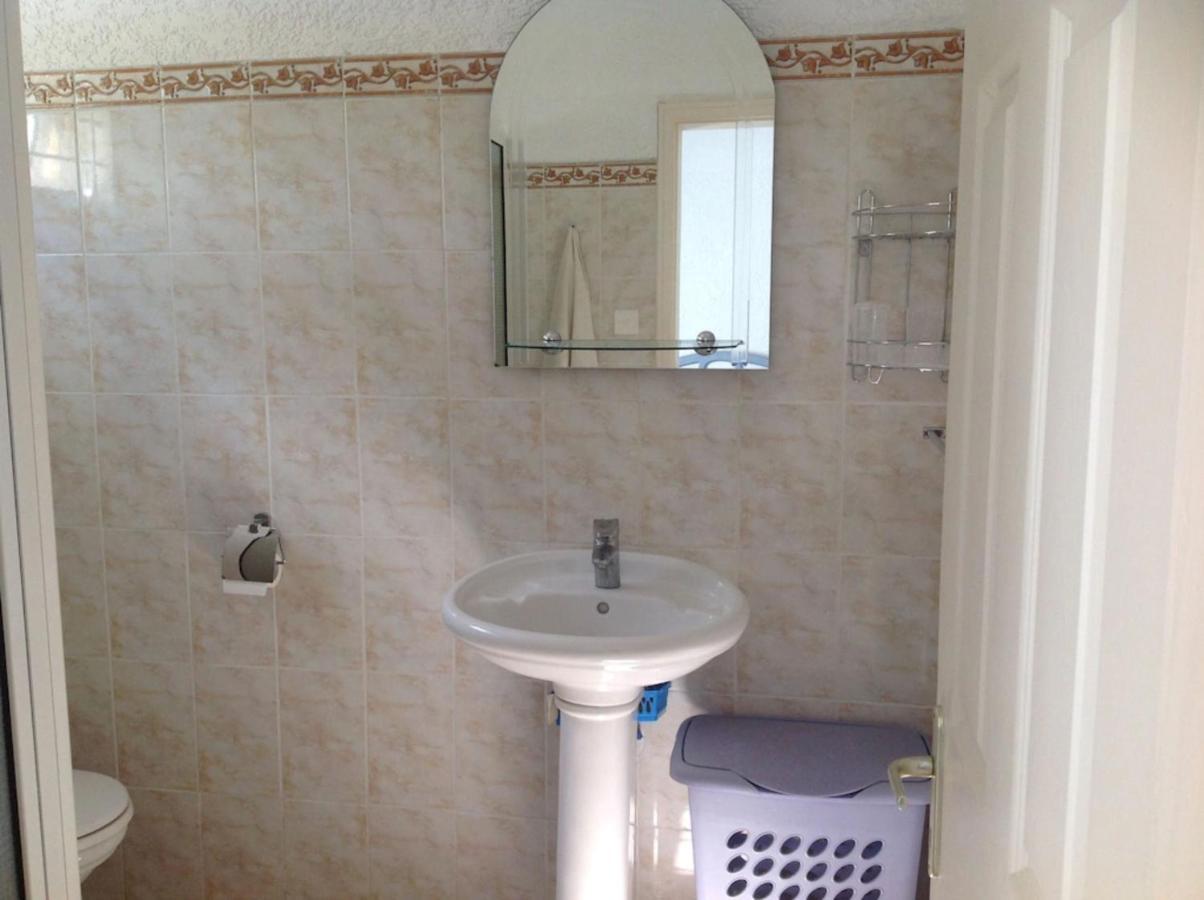 Lovely Apartment In Flic En Flac, Close To The Beach And All Amenities. Ngoại thất bức ảnh